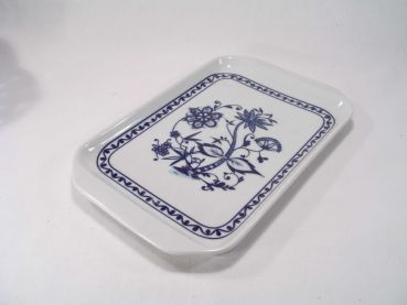 Tablett 21 x 14 cm oder Butterplatte Triptis Zwiebelmuster Porzellan