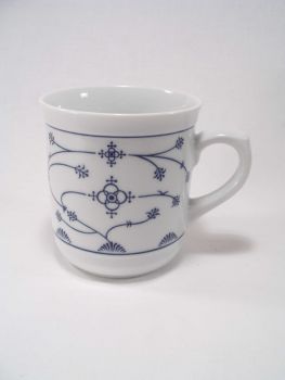 Becher Germany 0,3 L indischblau Strohmuster Porzellan