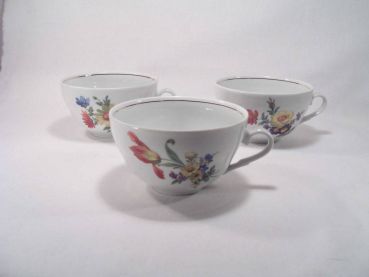 Teetasse Blumenbukett Triptis Porzellan