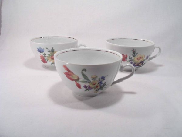 Teetasse Blumenbukett Triptis Porzellan