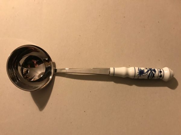 Portionsschöpfer Zwiebelmuster