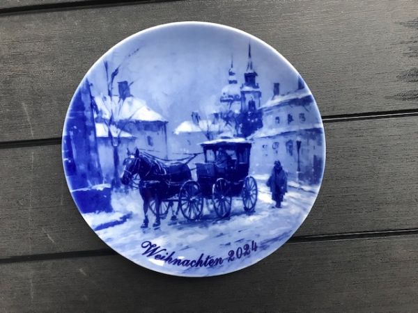 Weihnachtsteller  2024 ähnlich Lichte Porzellan